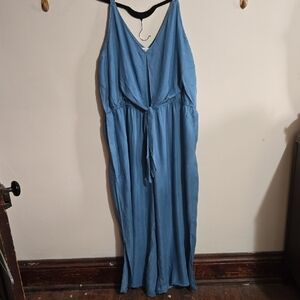 A14 Blue Sleeveless Jumpsuit Size 3X Pocketd Light Weight Split Hem Faux Cut Out
